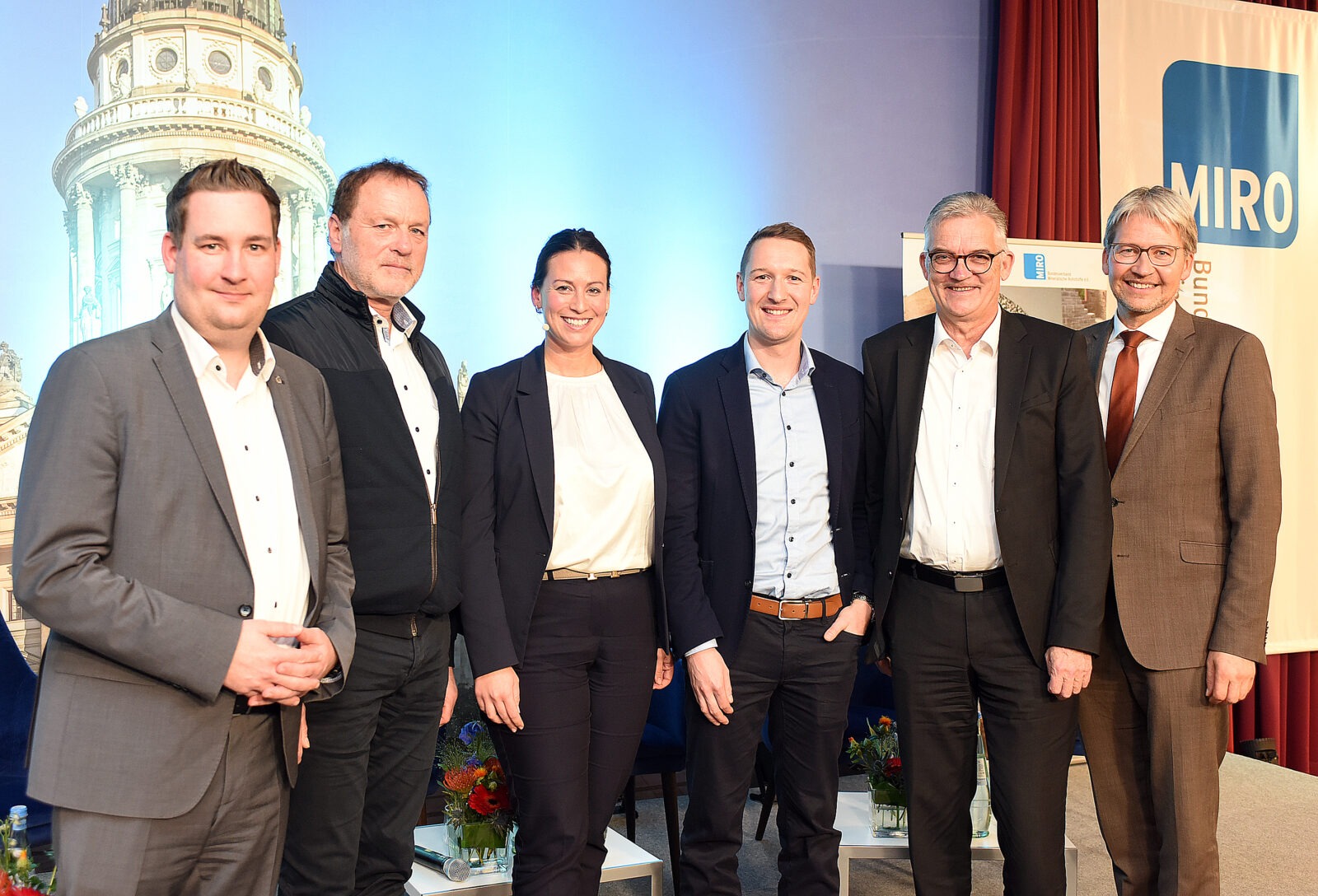 Podiumsdiskussion: v. l. n. r. Brian Nickholz MdB (SPD), Prof. Dr.-Ing. Albert Daniels, Caroline Bosbach, Michael Krieger, Uwe Feiler MdB (CDU) & Christian Strunk